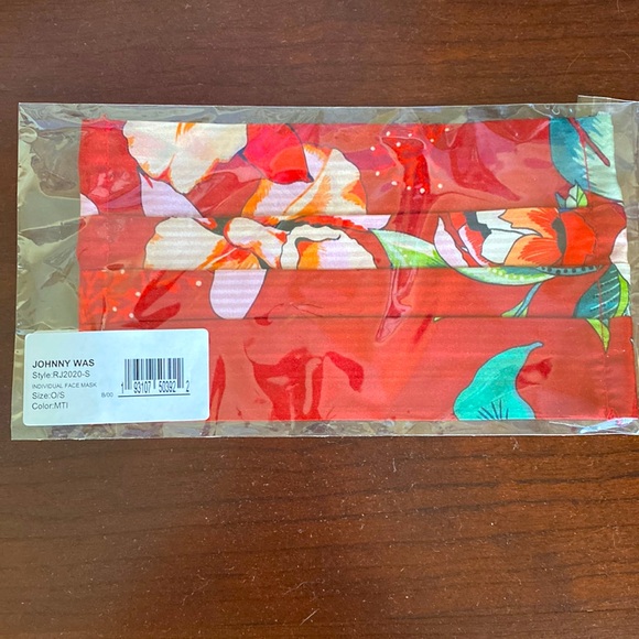 Johnny Was Silk Charmeuse Mask - Picture 1 of 2